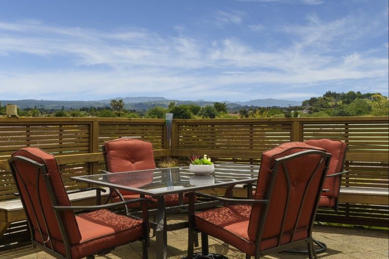 Photo of property in 15 Rowesdale Drive, Ohauiti, Tauranga, 3112