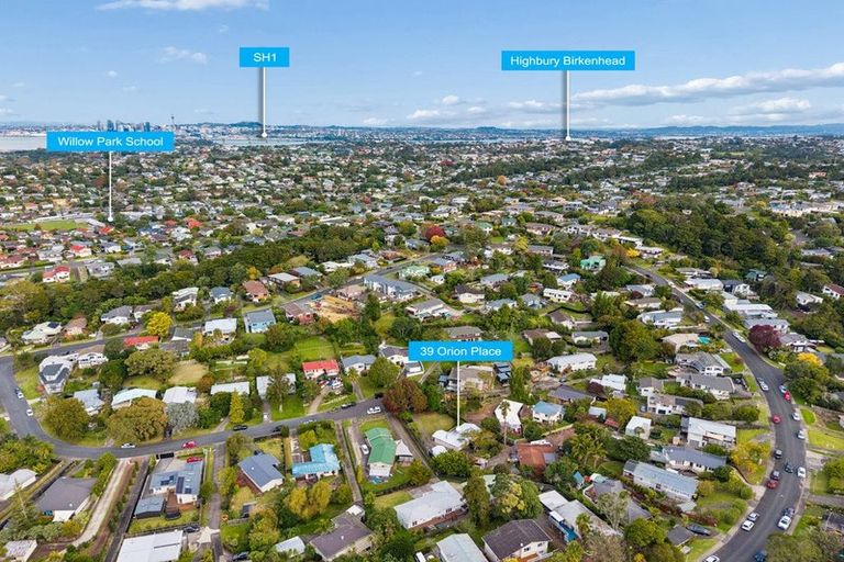 Photo of property in 39 Orion Place, Hillcrest, Auckland, 0627