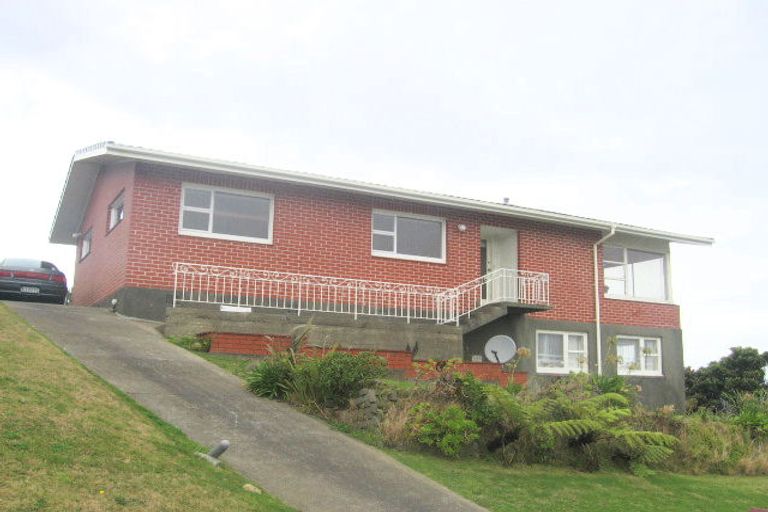 Photo of property in 98 Dowse Drive, Maungaraki, Lower Hutt, 5010