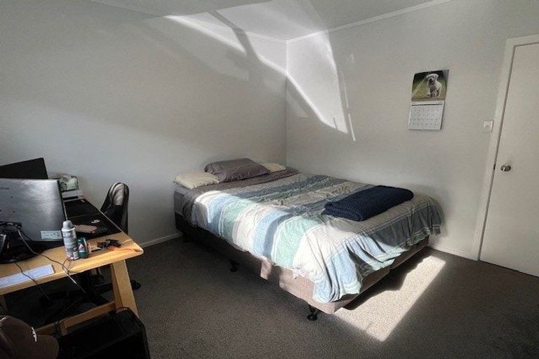 Photo of property in 49b The Esplanade, Eastern Beach, Auckland, 2012