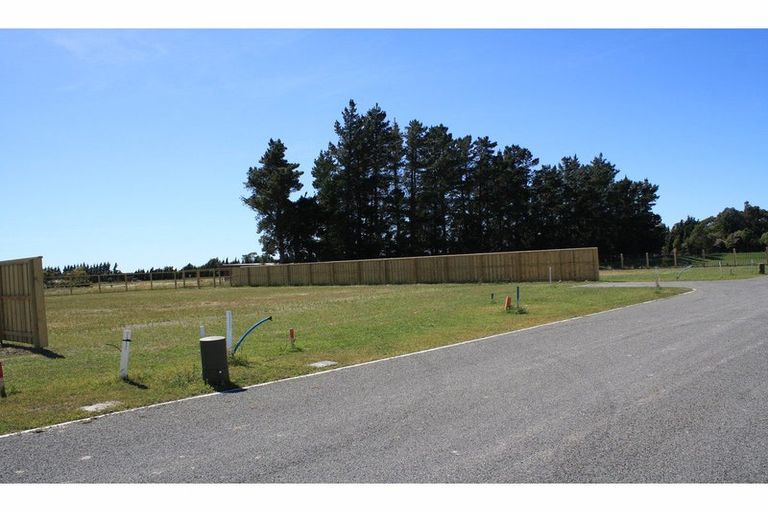 Photo of property in 3 Frank Lane, Amberley, 7481