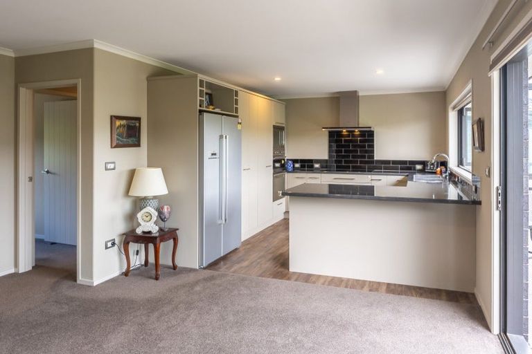 Photo of property in 25 Angus Way, Nikau Valley, Paraparaumu, 5032