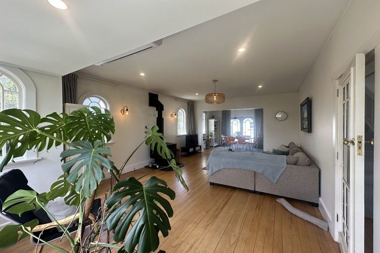 Photo of property in 33 Kotare Street, Fendalton, Christchurch, 8041