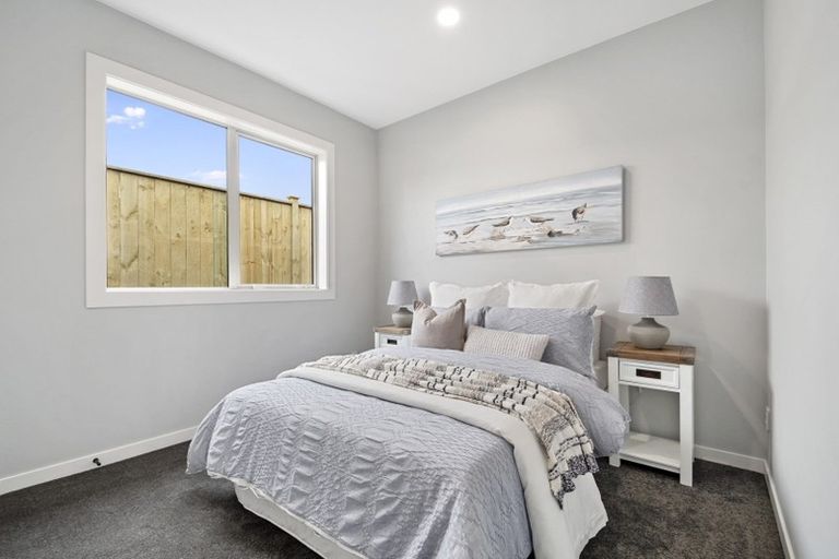 Photo of property in 17 Minerva Avenue, Helensville, 0800