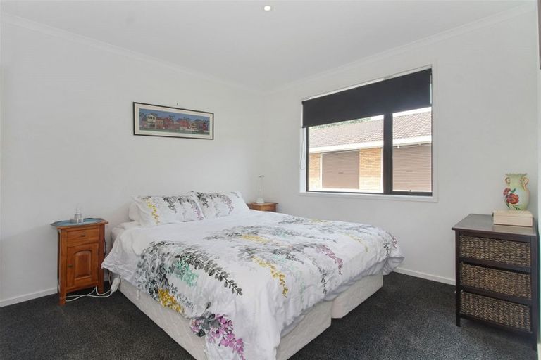 Photo of property in 3 Seaway Road, Clarks Beach, 2122