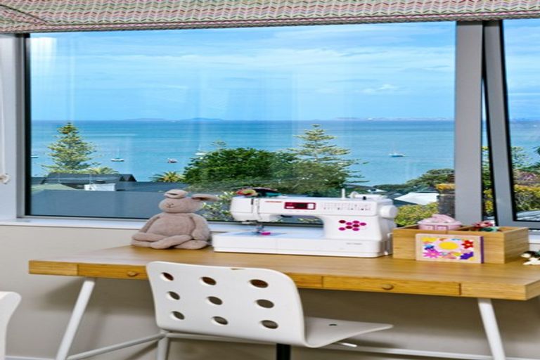 Photo of property in 81a Deep Creek Road, Waiake, Auckland, 0630