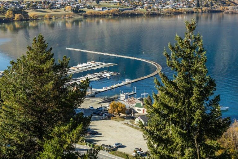 Photo of property in 10 Snowy Place, Frankton, 9300