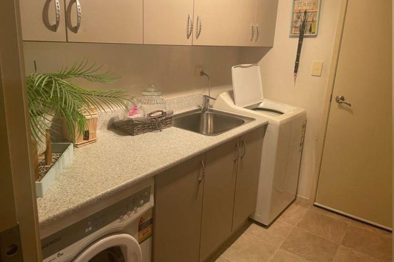 Photo of property in 6 Aotea Street, Welbourn, New Plymouth, 4312