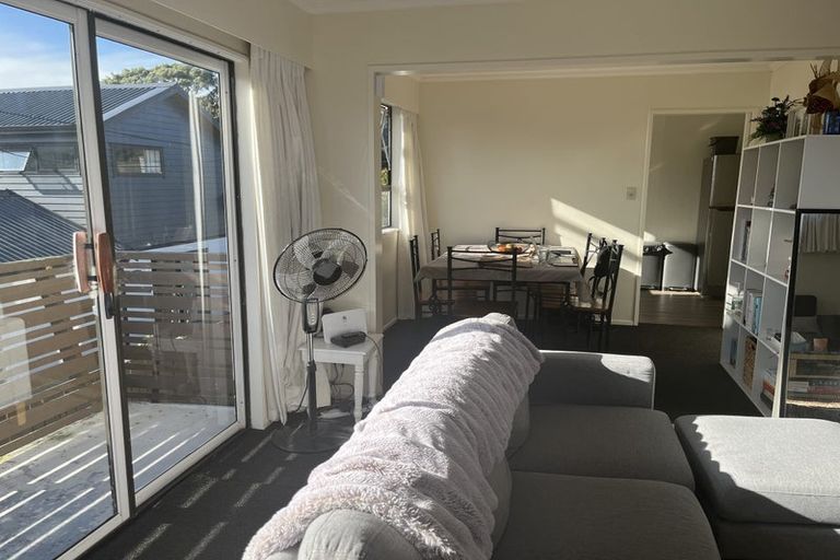 Photo of property in 15a Craddock Street, Waterloo, Lower Hutt, 5011