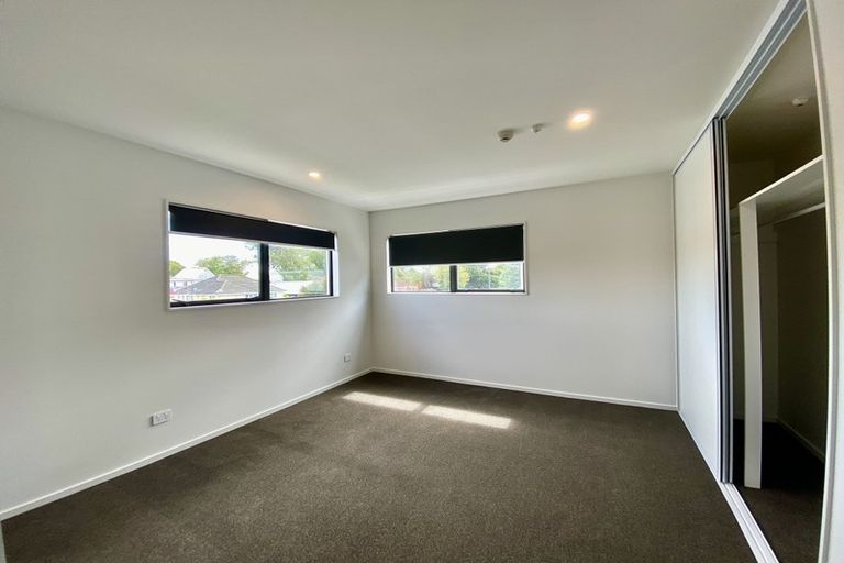 Photo of property in 6/69 Suva Street, Upper Riccarton, Christchurch, 8041