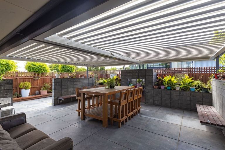 Photo of property in 127 Saint Johns Street, Bromley, Christchurch, 8062