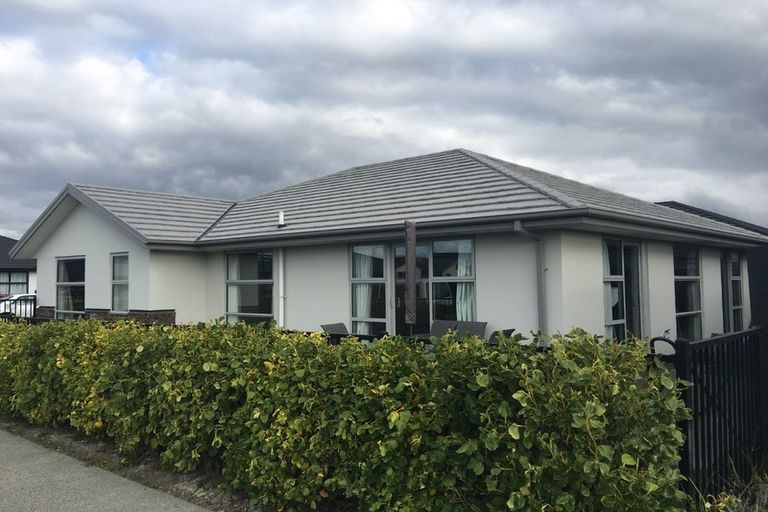 Photo of property in 4 Robalan Close, Halswell, Christchurch, 8025