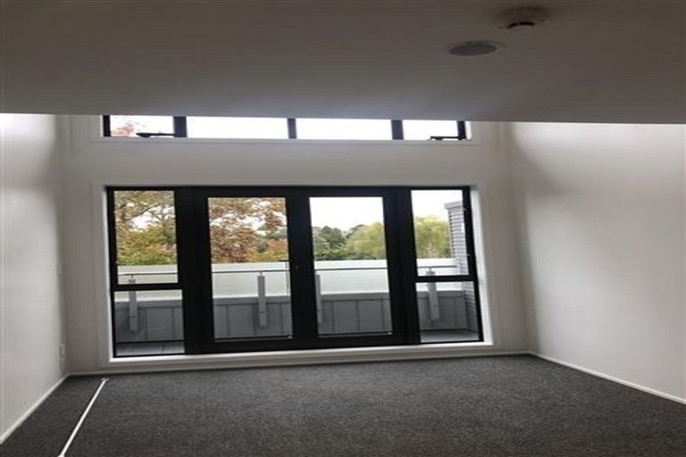 Photo of property in 16b/30 Westward Ho, Glen Eden, Auckland, 0602