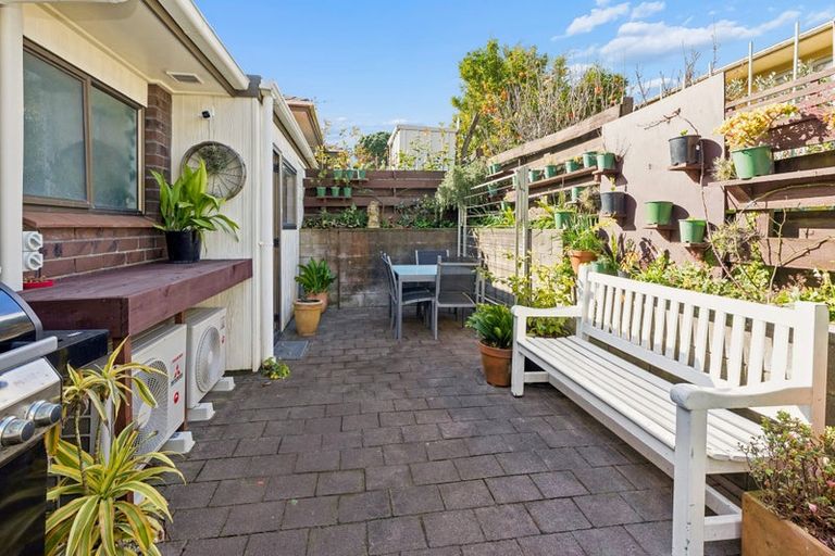 Photo of property in 353a Oceanbeach Road, Mount Maunganui, 3116