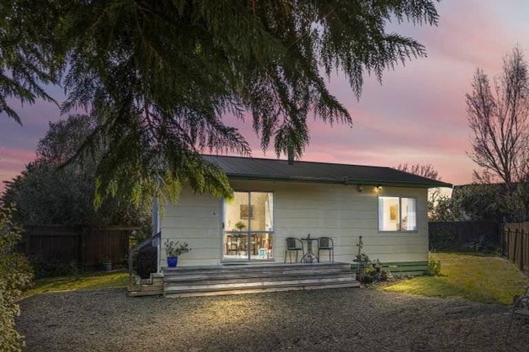 Photo of property in 8c Kupe Drive, Carterton, 5713