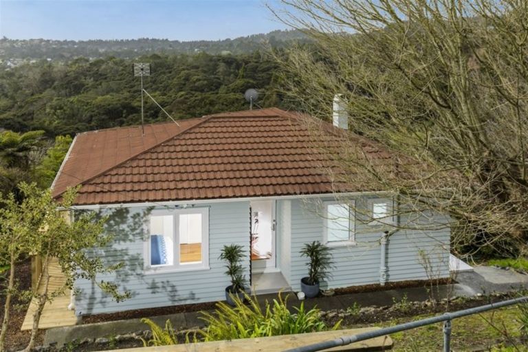 Photo of property in 86 Shetland Street, Glen Eden, Auckland, 0602