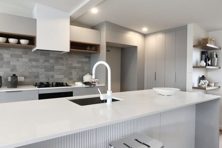 Photo of property in 2 Tiraumea Street, Palmerston North, 4410