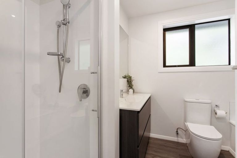 Photo of property in 92a Memorial Avenue, Ilam, Christchurch, 8053