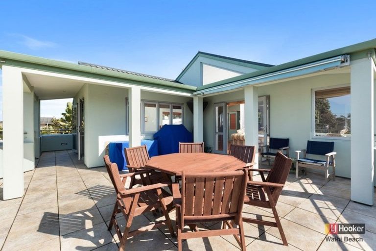 Photo of property in 221 Seaforth Road, Waihi Beach, 3611
