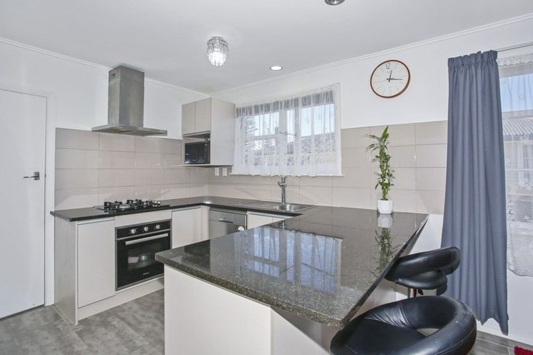 Photo of property in 25 Mcannalley Street, Manurewa East, Auckland, 2102