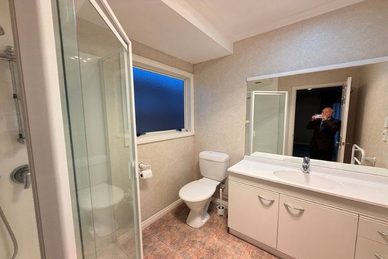 Photo of property in 12 Conacher Close, East Tamaki Heights, Auckland, 2016