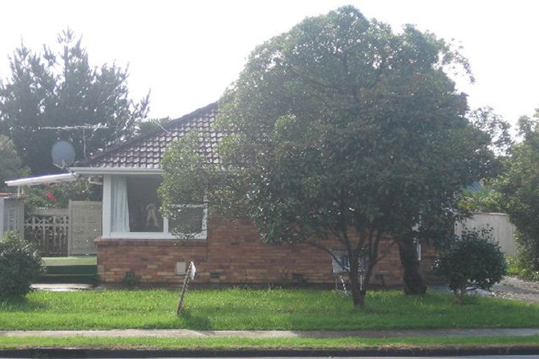 Photo of property in 2/36 Pakuranga Road, Pakuranga, Auckland, 2010