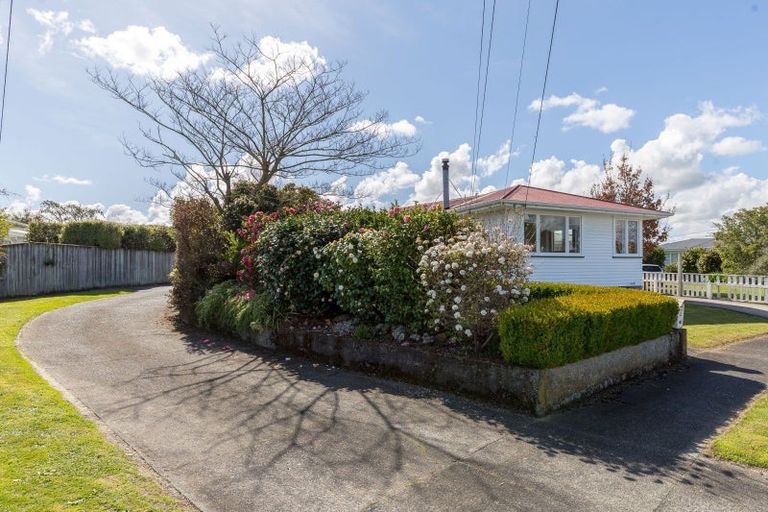 Photo of property in 39 Wavell Crescent, Lansdowne, Masterton, 5810