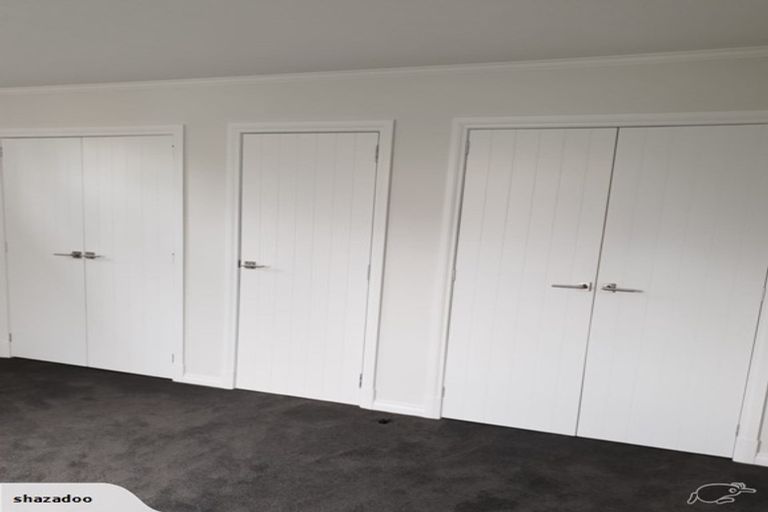 Photo of property in 25 Taupaki Road, Taupaki, Henderson, 0782