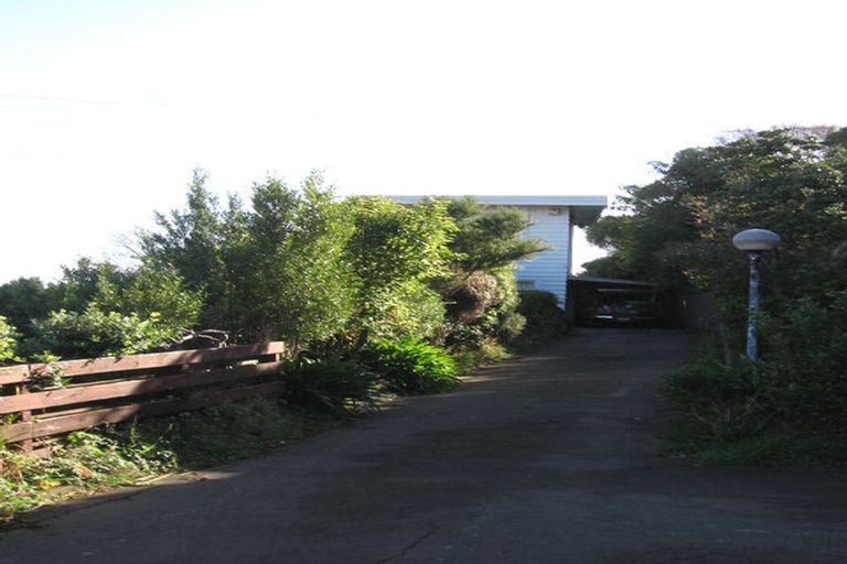 Photo of property in 13 The Track, Plimmerton, Porirua, 5026