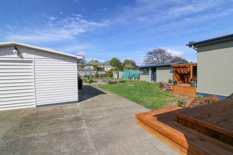 Photo of property in 42 Thyra Street, Dannevirke, 4930