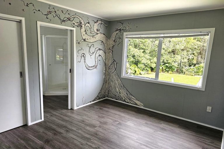 Photo of property in 735 One Tree Point Road, Ruakaka, 0171