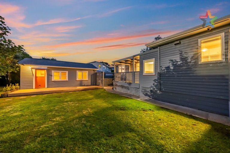 Photo of property in 41 Margaret Road, Raumati Beach, Paraparaumu, 5032