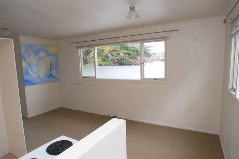 Photo of property in 2/58 Hastings Road, Mairangi Bay, Auckland, 0630