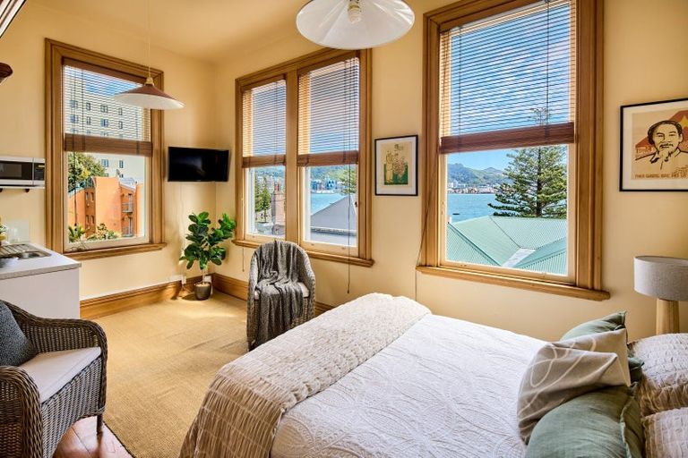 Photo of property in 2 Hay Street, Oriental Bay, Wellington, 6011