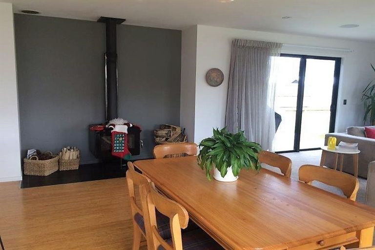 Photo of property in 9 Centre Crescent, Wanaka, 9305