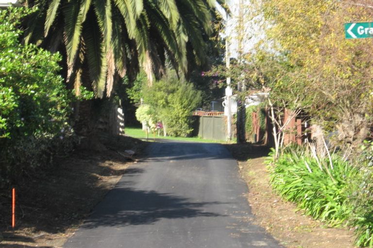 Photo of property in 15c Grande Vue Road, Hillpark, Auckland, 2102