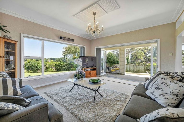 Photo of property in 57 Huatoki Street, Vogeltown, New Plymouth, 4310