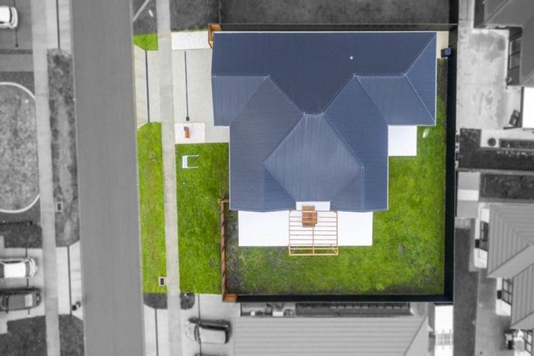 Photo of property in 13 Te Punga Road, Wallaceville, Upper Hutt, 5018