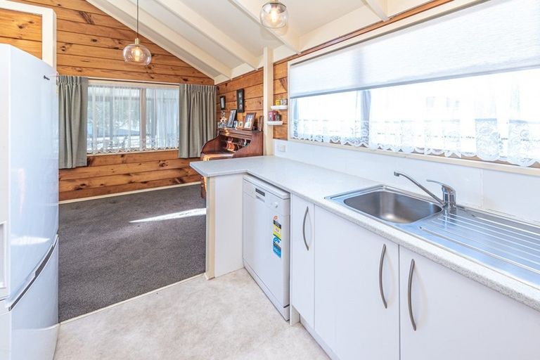 Photo of property in 21 Treadwell Street, Springvale, Whanganui, 4501