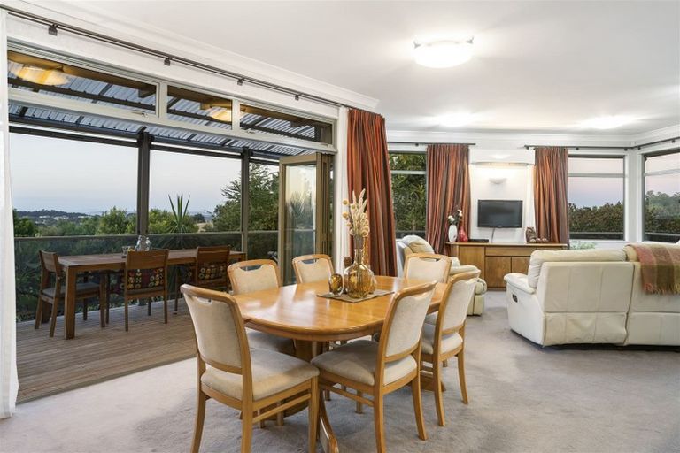 Photo of property in 565 Redoubt Road, Flat Bush, Auckland, 2019