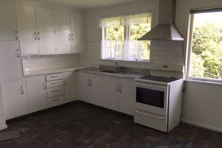 Photo of property in 13b Maybelle Place, Kelston, Auckland, 0602