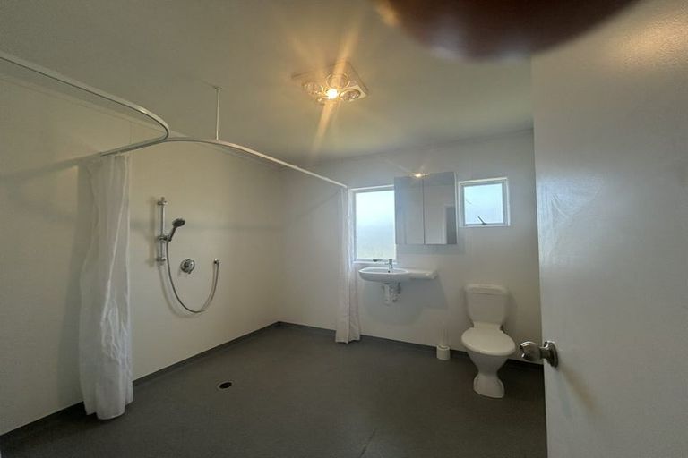 Photo of property in 6 Crichton Terrace, Hauraki, Auckland, 0622