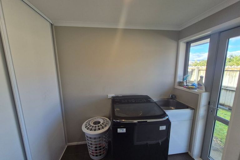 Photo of property in 112 Helenslee Road, Pokeno, 2472