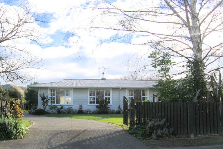 Photo of property in 25a Waterhouse Street, Taradale, Napier, 4112