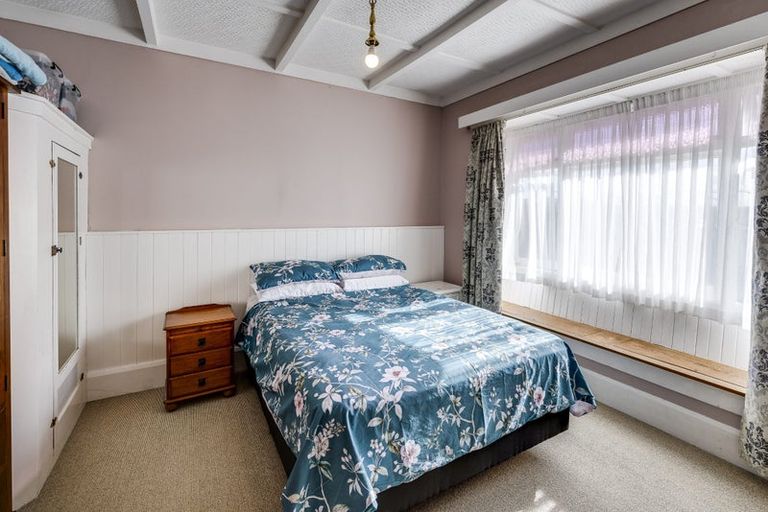 Photo of property in 1213 Caroline Road, Mayfair, Hastings, 4122