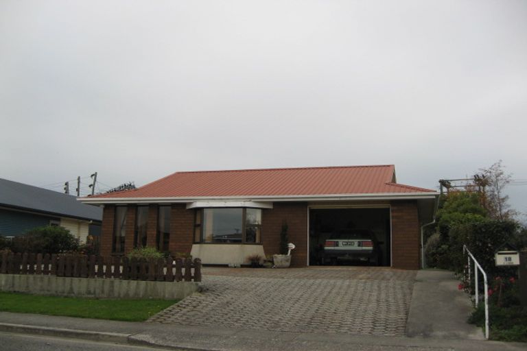 Photo of property in 18 Crossleigh Crescent, Balclutha, 9230