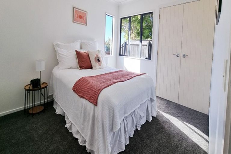 Photo of property in 108a Ashton Fitchett Drive, Brooklyn, Wellington, 6021