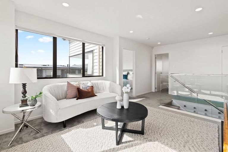 Photo of property in 51 Turret Lane, Hobsonville, Auckland, 0616