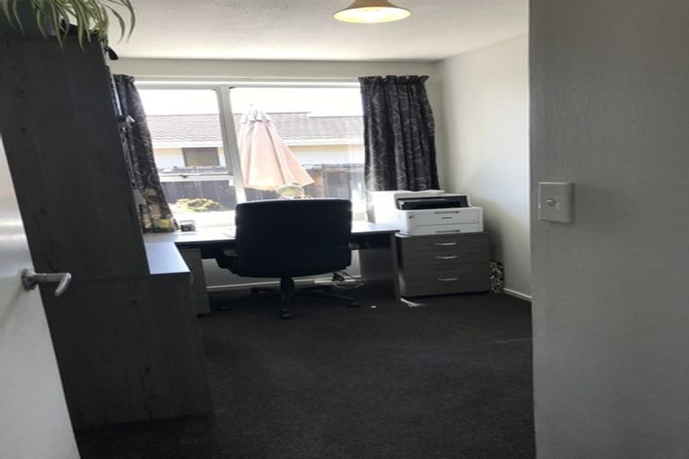 Photo of property in 14a Heaphy Place, Casebrook, Christchurch, 8051