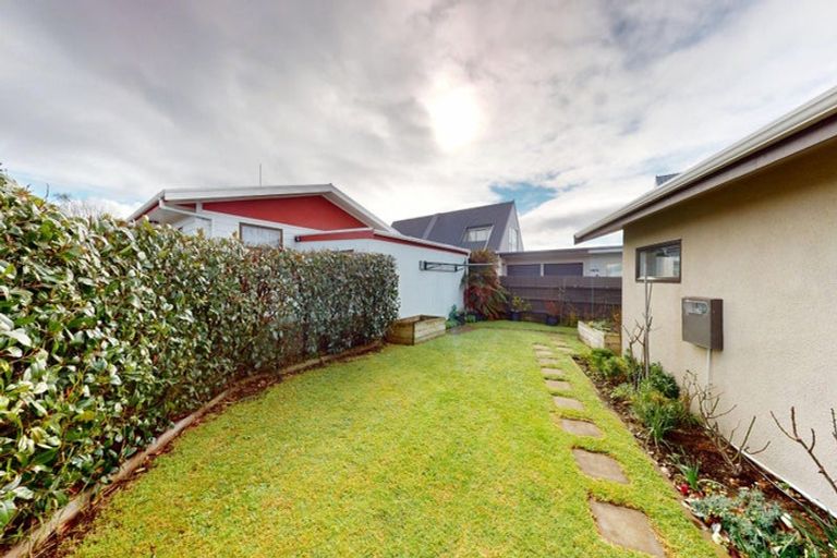 Photo of property in 10 Essex Place, Springvale, Whanganui, 4501